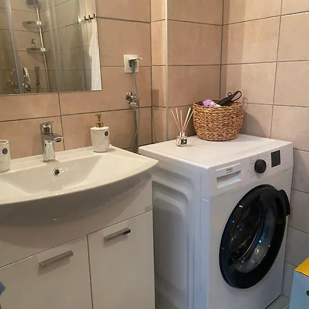 Amaje - Free Parking