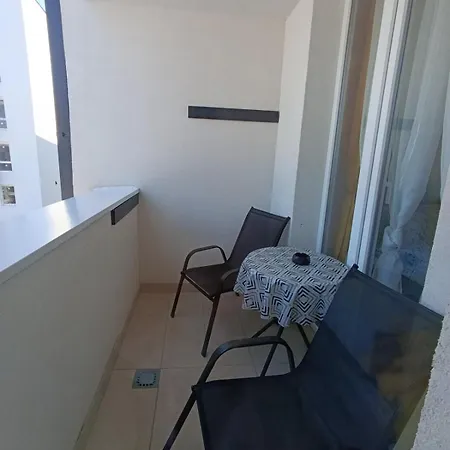 Amaje - Free Parking Apartmán