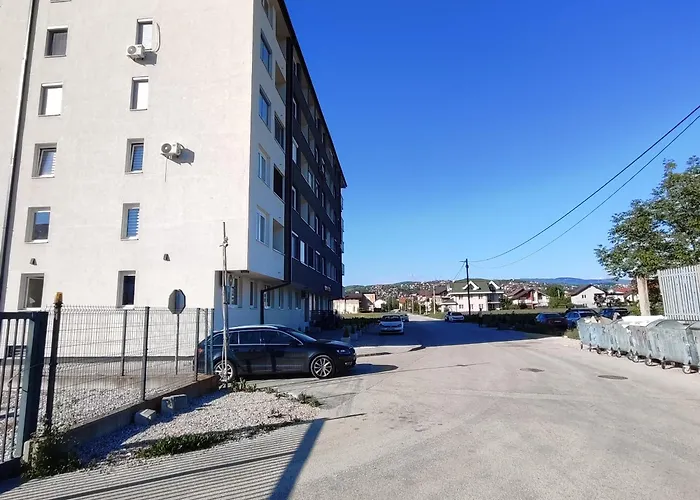 Amaje - Free Parking *